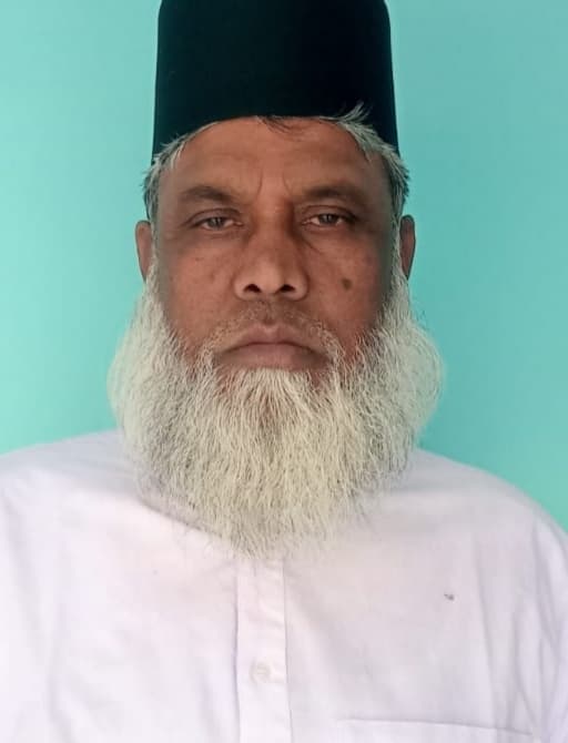 कुर्बानी हर साहिब-ए-निसाब पर वाजिब है, मुफ़्ती