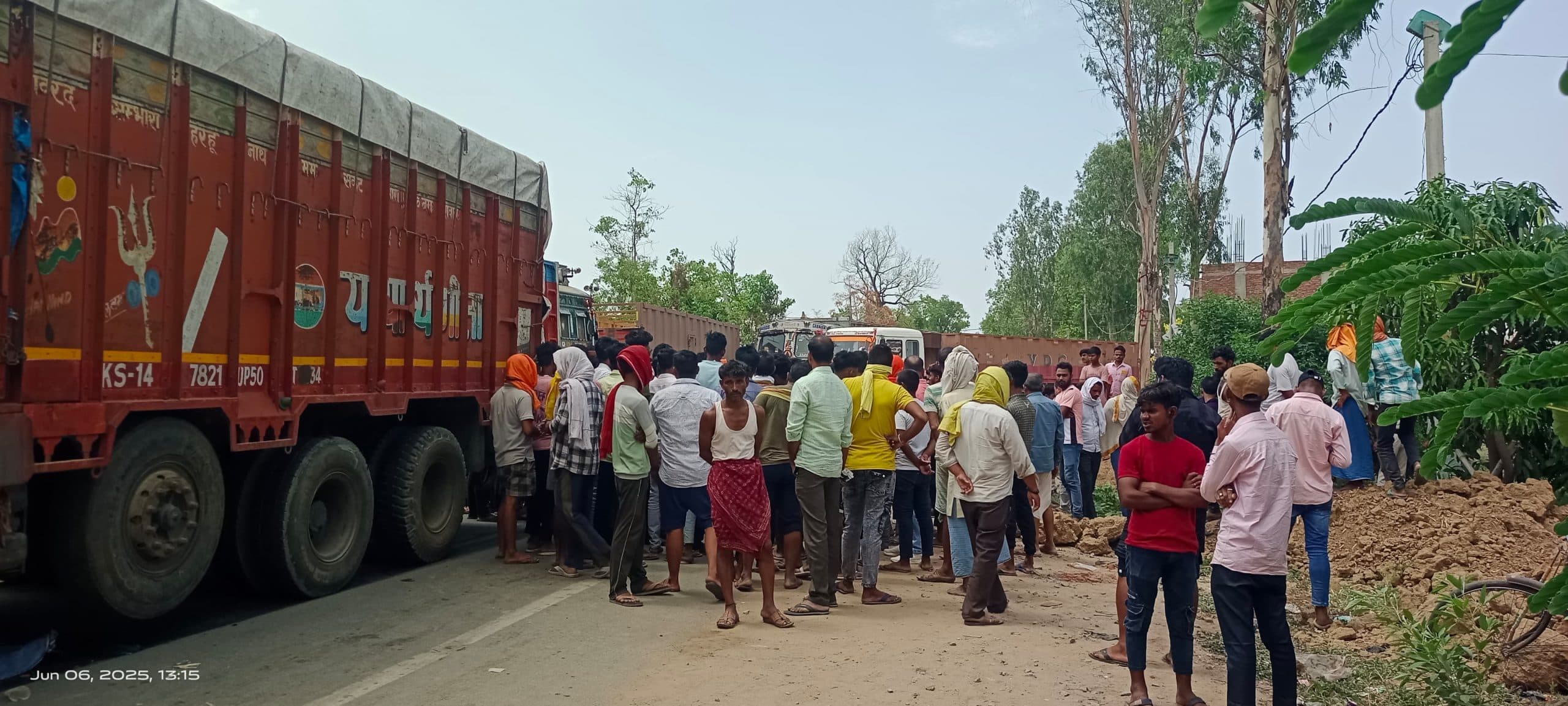 बिक्रमगंज-नासरीगंज रोड पर ट्रक की ठोकर से महिला की मौत