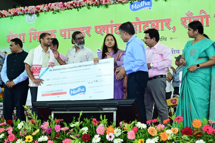 Ranchi News : जब धौनी खेती कर सकते हैं, तो हम क्यों नहीं : हेमंत सोरेन