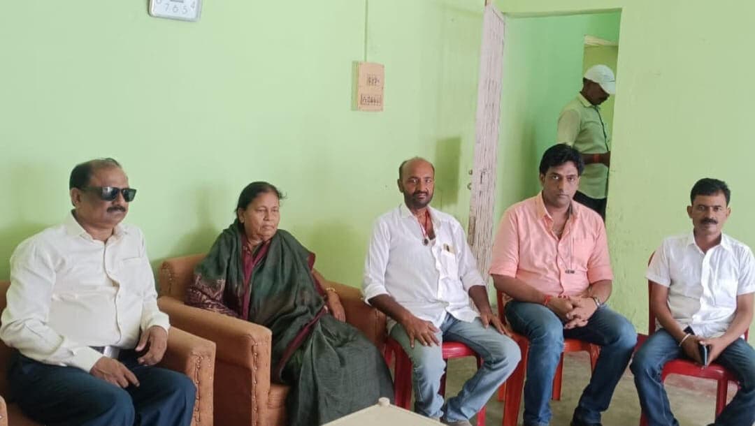 बीडीओ ने दिवंगत समाजसेवी को दी श्रद्धांजलि