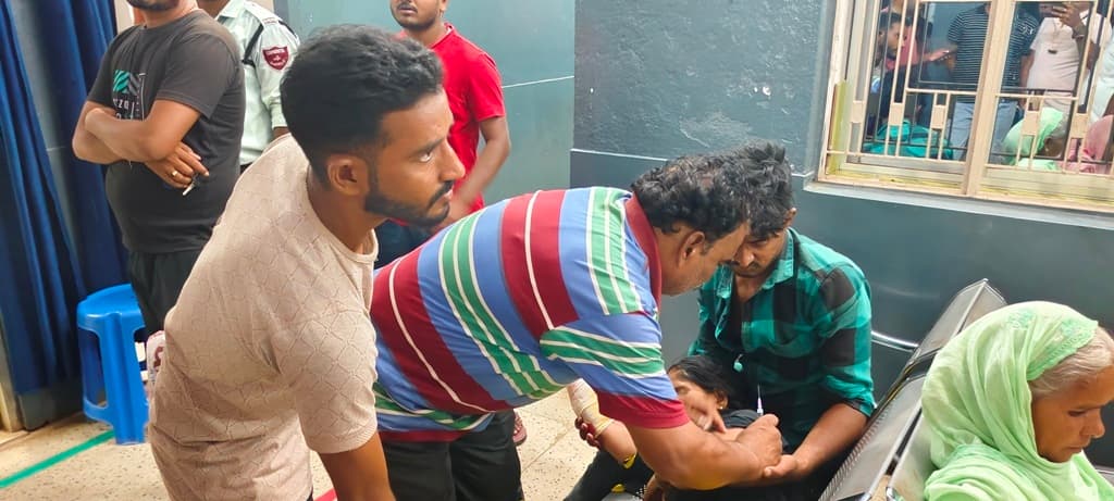 सड़क दुर्घटना में बाइक सवार युवती जख्मी, रेफर