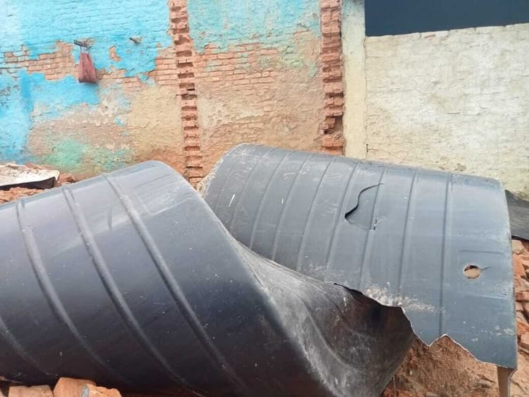 Madhubani News : तेज आंधी पानी में जलमीनार की टंकी गिरकर क्षतिग्रस्त