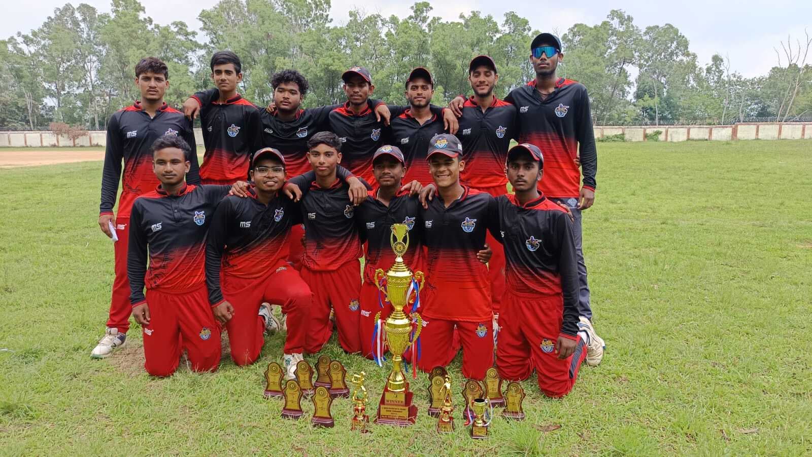 Sports : इंफिनिट क्रिकेट अकादमी ने जीता खिताब