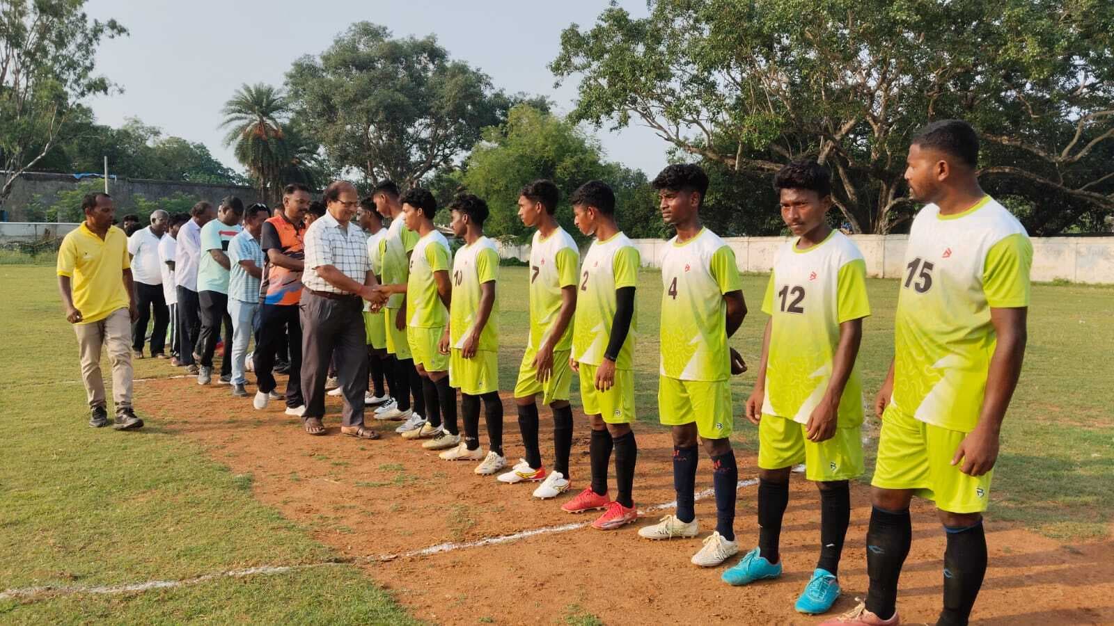 East Singhbhum News : उद्घाटन मैच में टुडू स्पोर्ट्स क्लब तीन गोल से विजयी