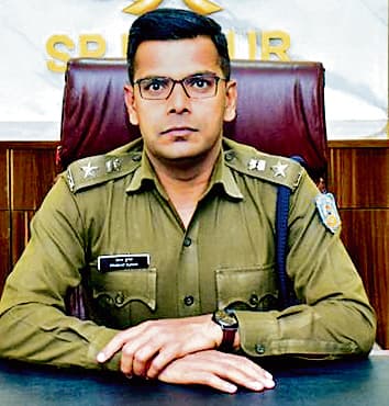 Dhanbad News : प्रभात खबर से विशेष बातचीत में एसएसपी प्रभात कुमार ने कहा-संगठित अपराध को खत्म करने के लिए बनेगी कोर टीम