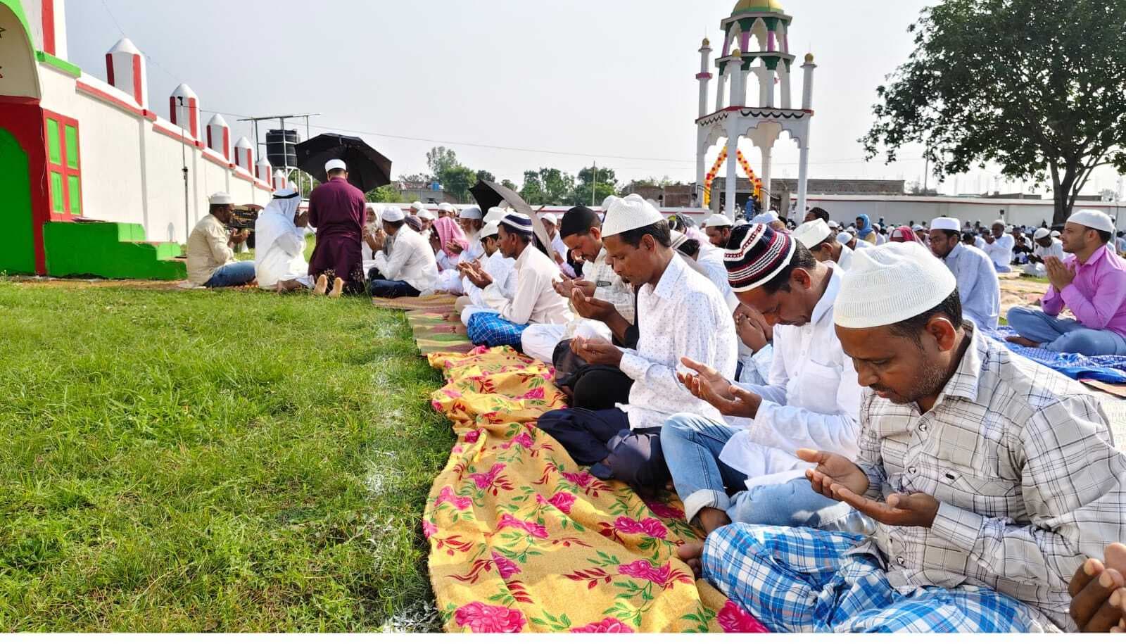 पाकुड़िया में आपसी भाईचारे के साथ मना बकरीद का पर्व