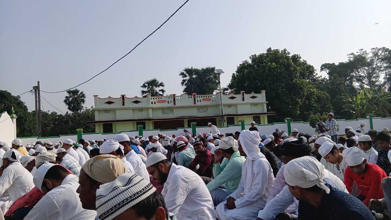hajipur news. ईद-उल-अजहा पर मांगी अमन-चैन और भाईचारे की दुआ