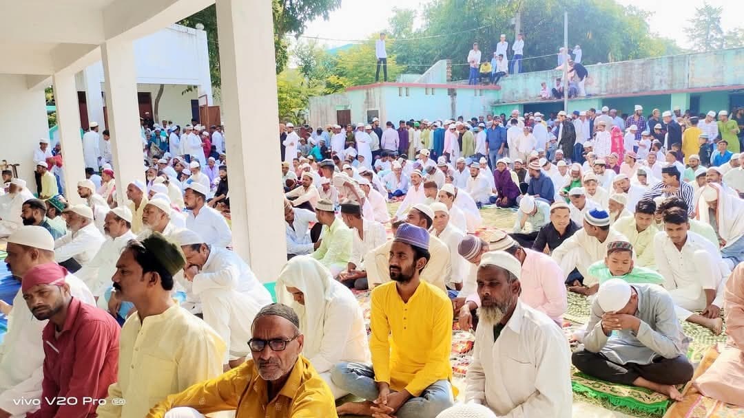 हर्षोल्लास के साथ मनाया गया ईद उल अजहा