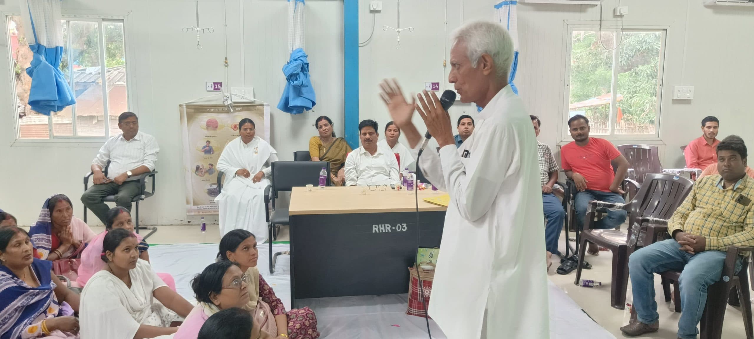 नशा जीवन में आनंद नहीं, विनाश लाता है- बीके राजीव धवन