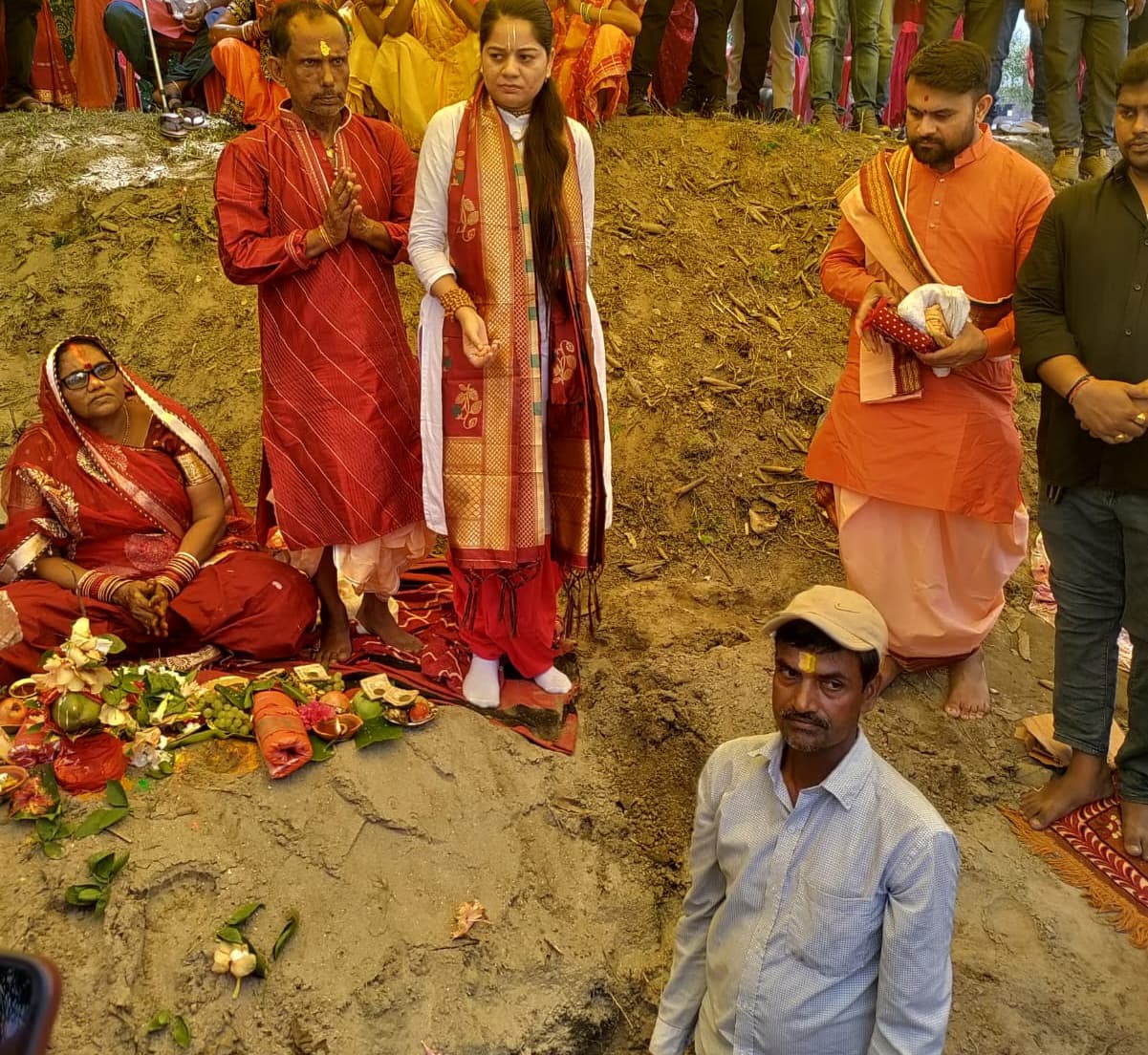 सिटी महामाया स्थान में सूर्य मंदिर व शनि मंदिर का हुआ शिलान्यास