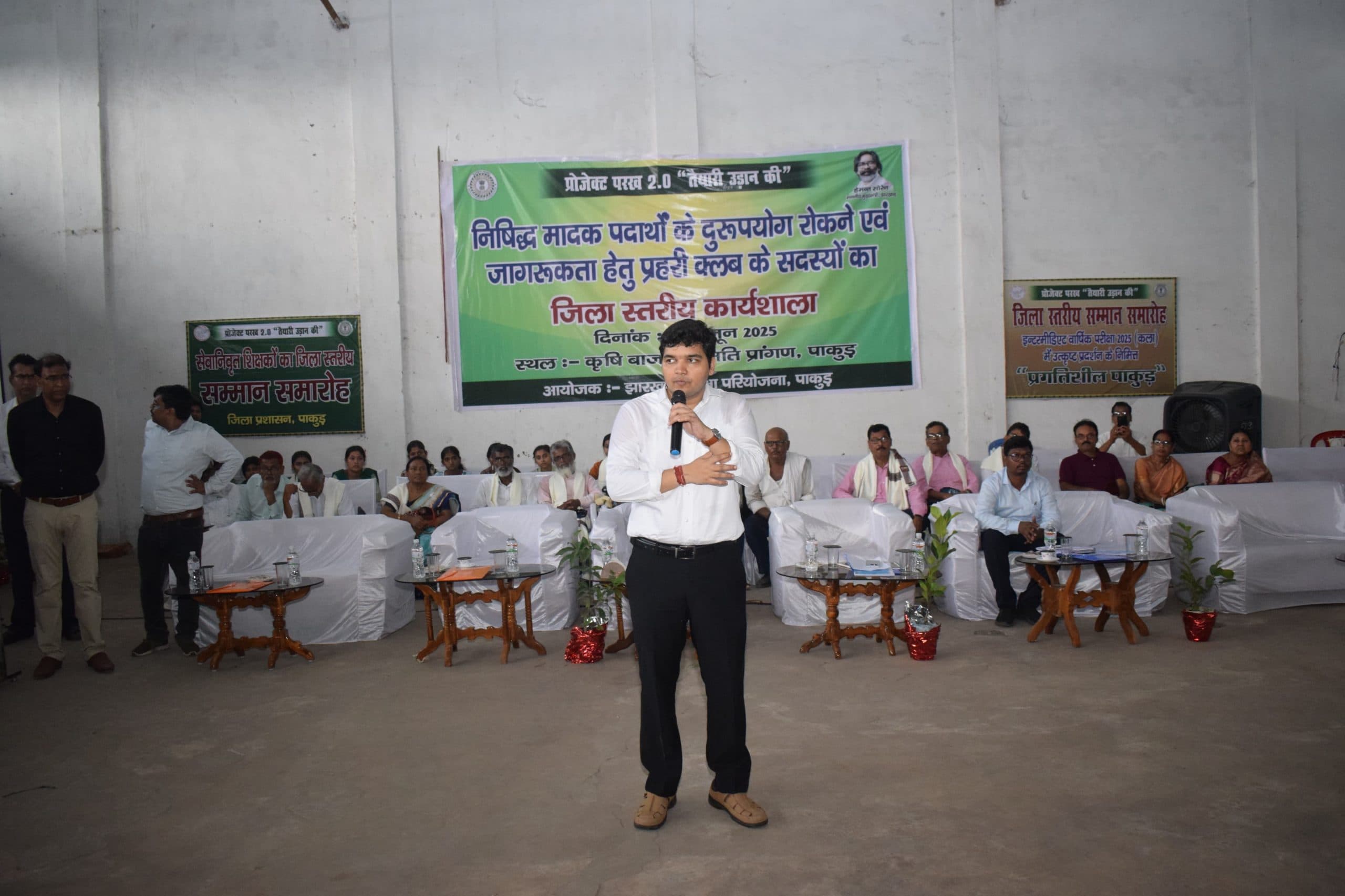 परीक्षा में असफल विद्यार्थियों को दोबारा तैयारी के लिए करें प्रेरित : डीसी