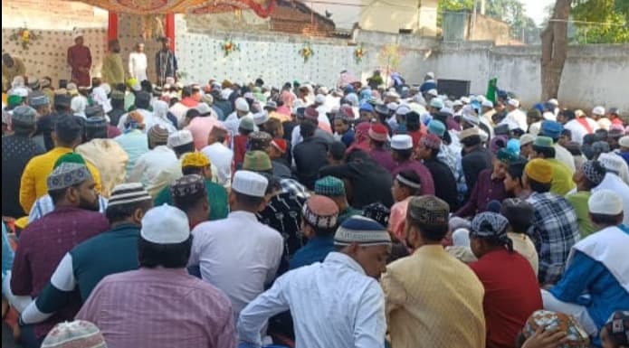 कुर्बानी की ईद पर मुस्लिम धर्मावलंबियों ने मांगी अमन चैन की दुआ