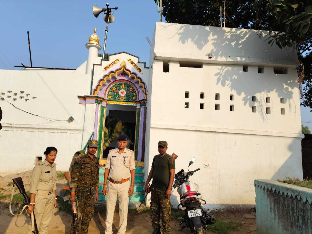 कुर्बानी का पर्व सौहार्दपूर्ण वातावरण में मना