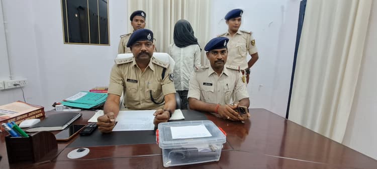 15 हजार का इनामी टॉप-10 अपराधी कट्टा व कारतूस के साथ गिरफ्तार