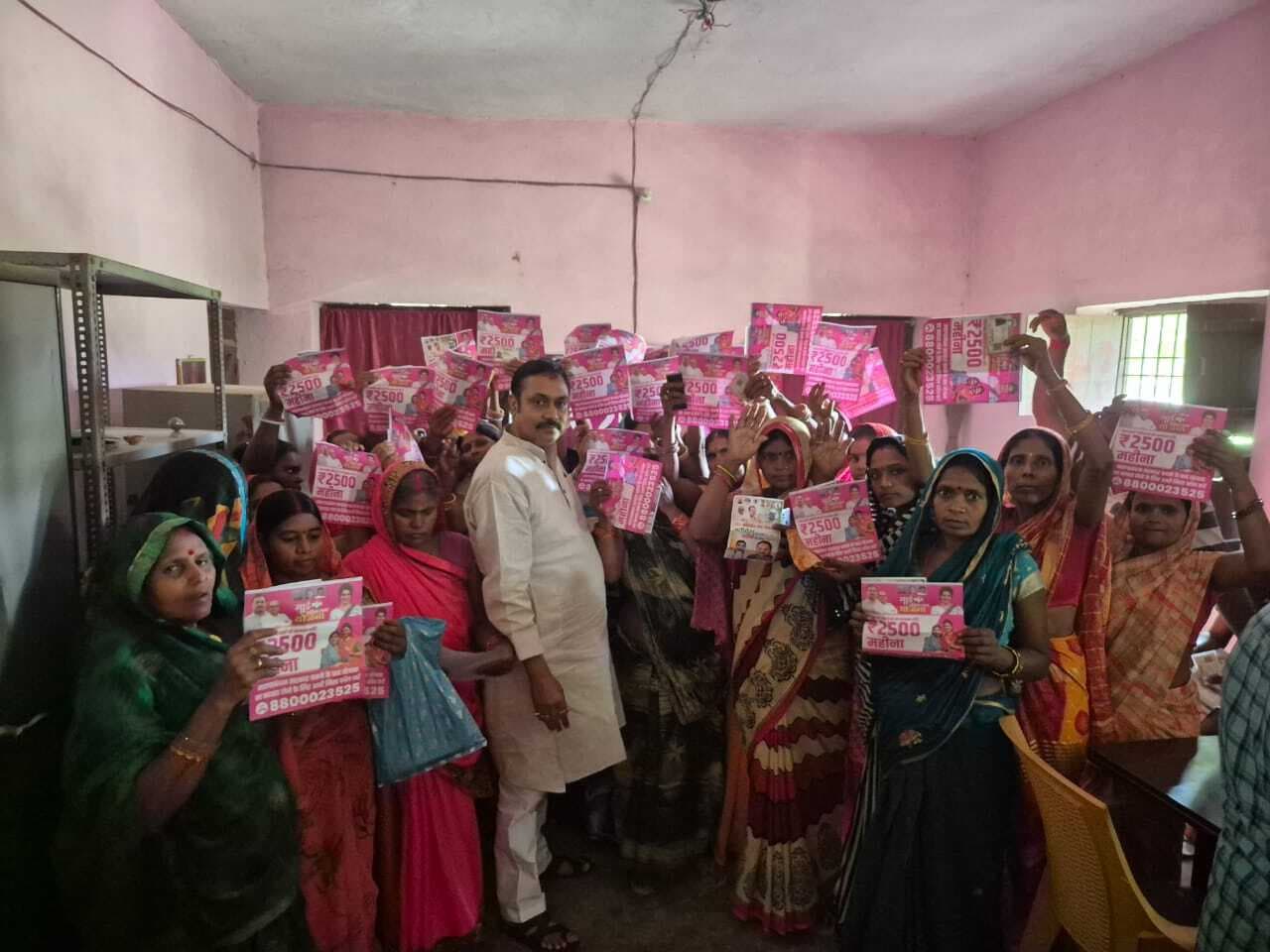 Samastipur News: माई बहन मान योजना के तहत दर्जनों महिलाओं का किया गया पंजीयन