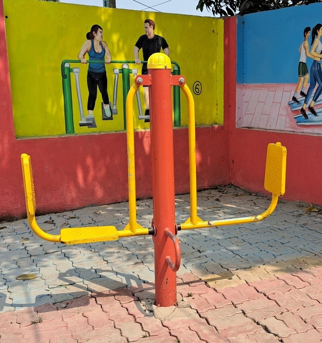 योग व व्यायाम उपकरण अब खस्ताहाल, लोगों में आक्रोश