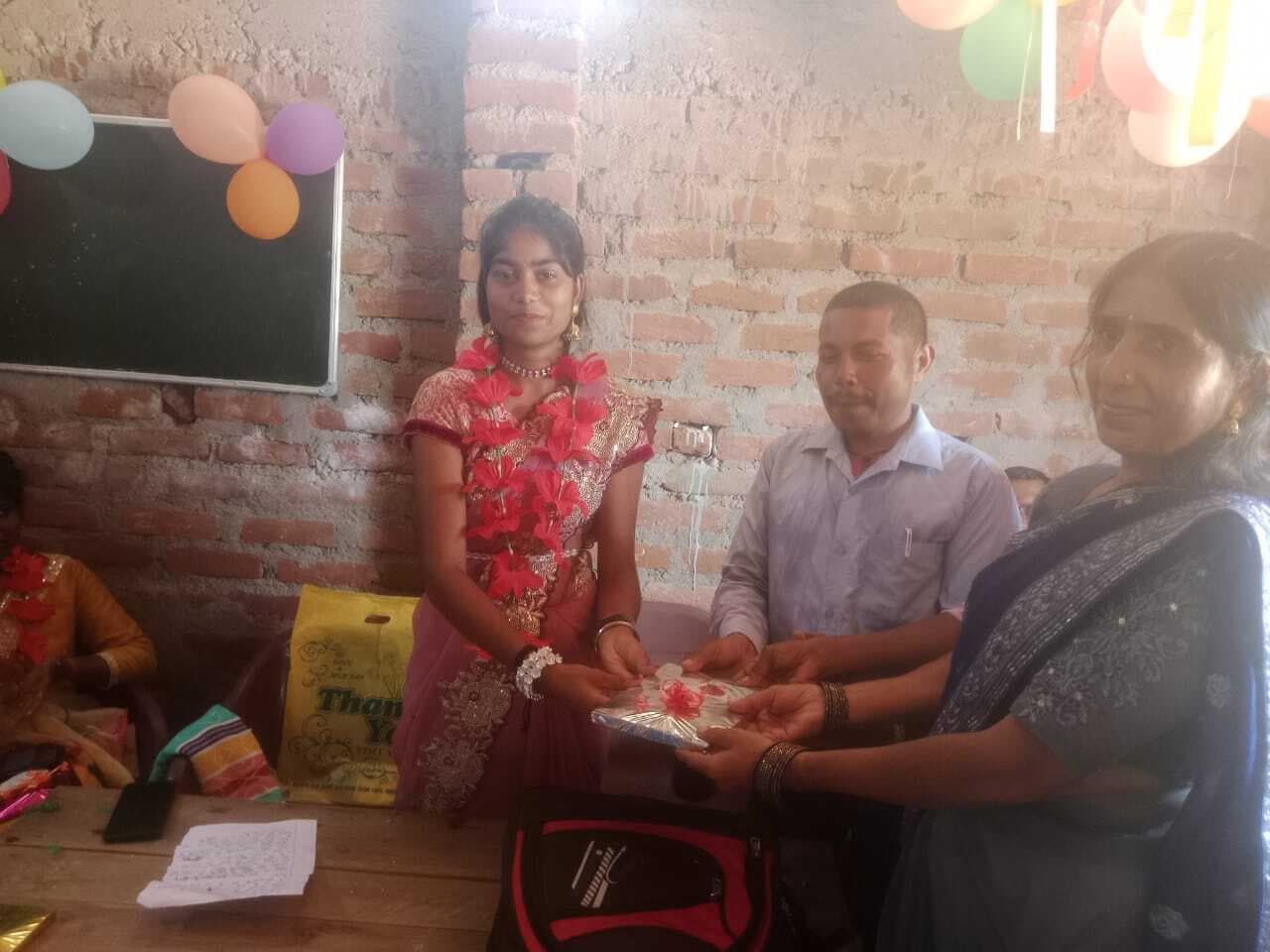 प्रखंड टॉपर्स को किया गया सम्मानित