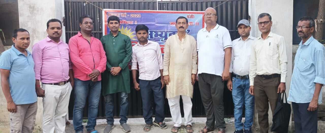 Madhubani News : पंडित लक्ष्मण झा की पुण्यतिथि पर कवि गोष्ठी आयोजित