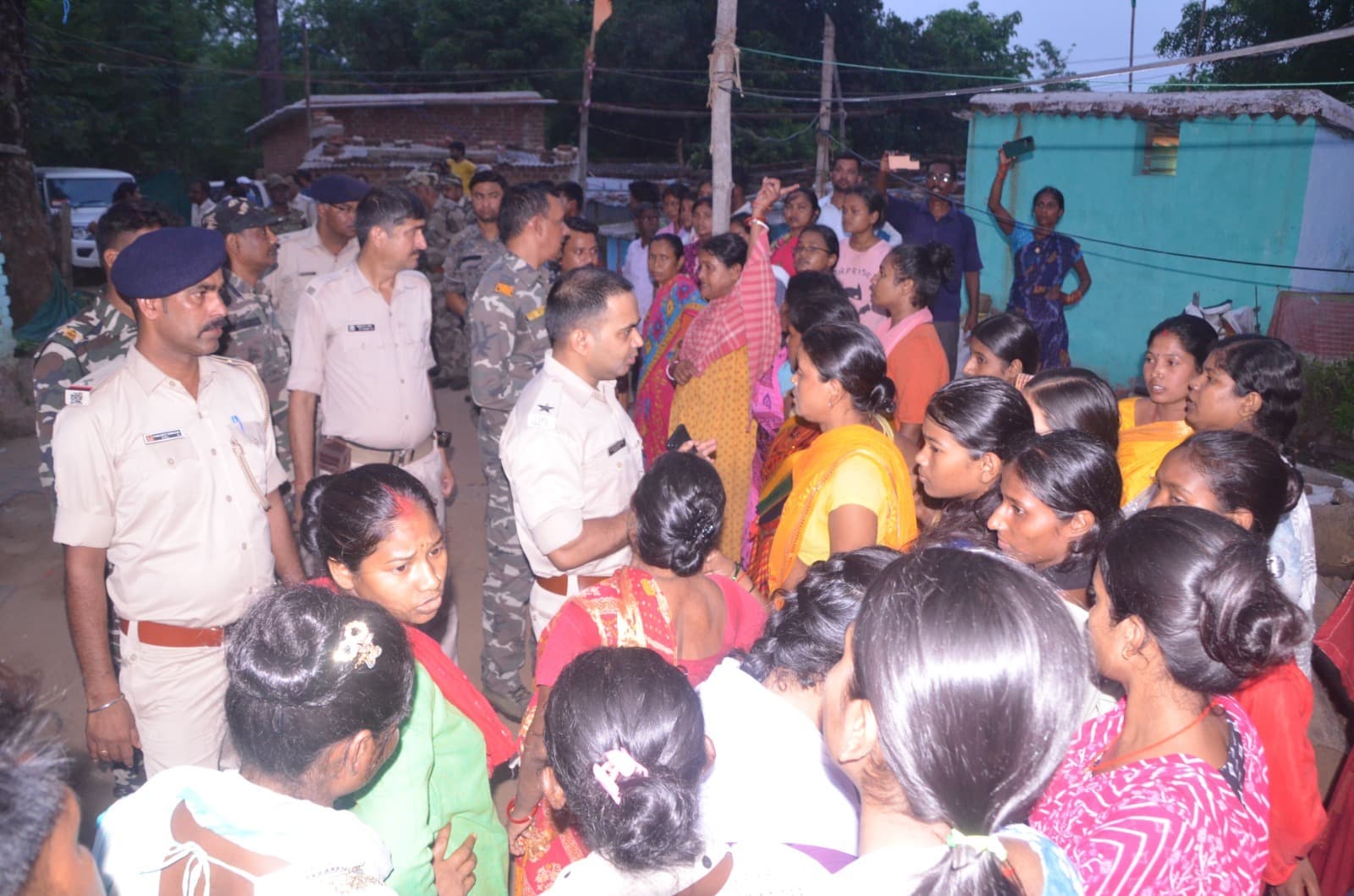 Bokaro News : चाकू की वार से घायल युवक ने तोड़ा दम, लोगों में आक्रोश