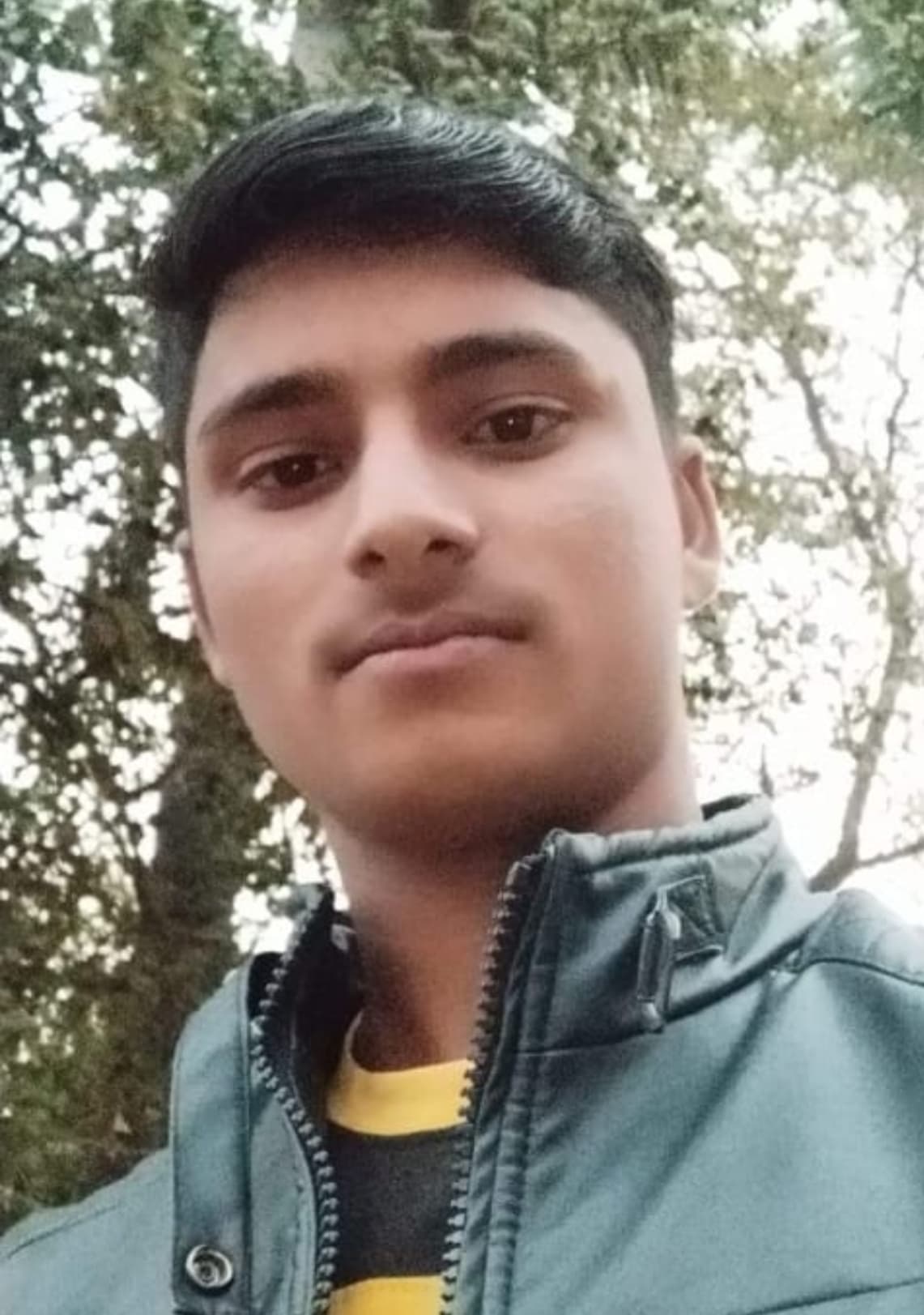 ट्रेन से गिरकर सोनो-चुरहेत के युवक की मौत