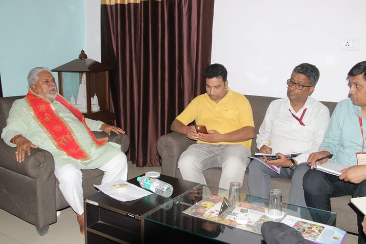 Gaya News : जिले के गांवों में देसी गायों के पालन को मिलेगा बढ़ावा