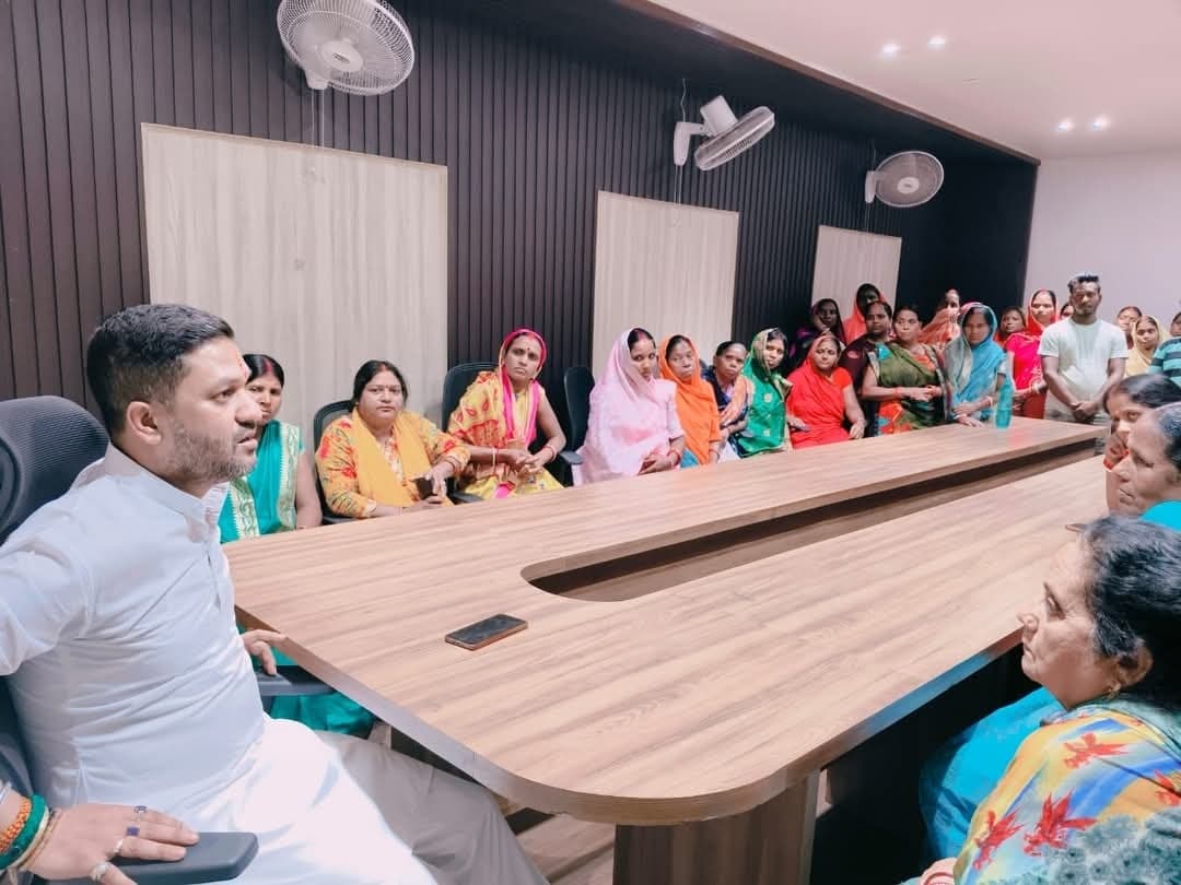 Bokaro News : जनता की समस्याओं से रूबरू हुए बेरमो विधायक