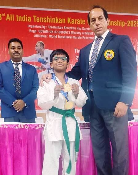 Bokaro News : कराटे में चंद्रपुरा के आरूश ने जीते दो गोल्ड मेडल