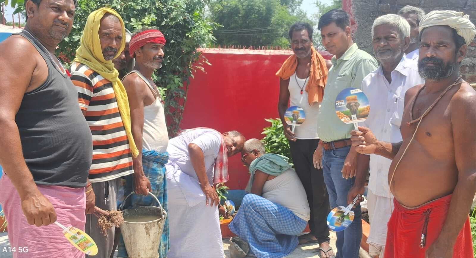 किसान गोष्ठी कर पौधरोपण के लिए किया गया प्रेरित