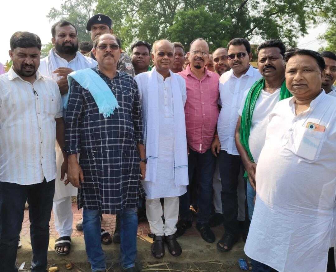 पार्टी की रीढ़ हैं सभी कार्यकर्ता, एकजुटता से संगठन को बनाएं मजबूत : पंकज मिश्रा