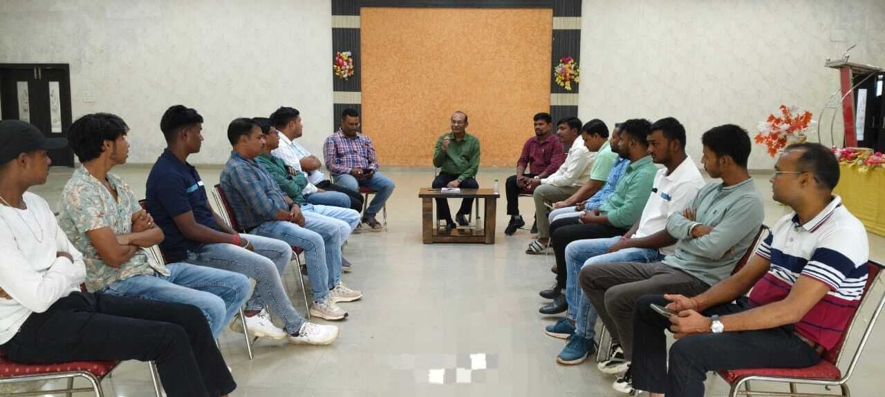 Political news : पेसा कानून लागू हुआ, तो सदानों पर बढ़ेगा अत्याचार : राजेंद्र