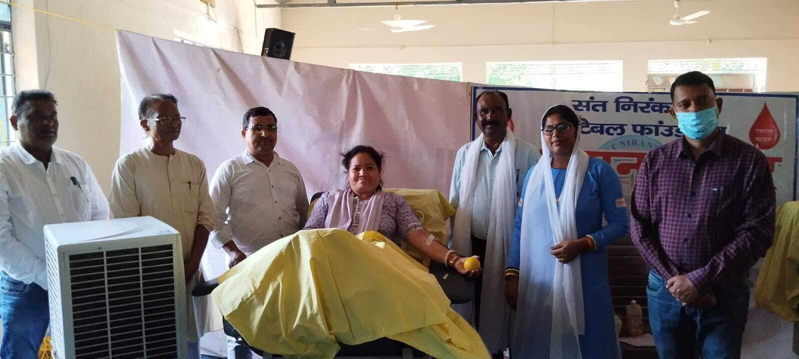 संत भवन में लगा शिविर, 42 लोगों ने किया रक्तदान