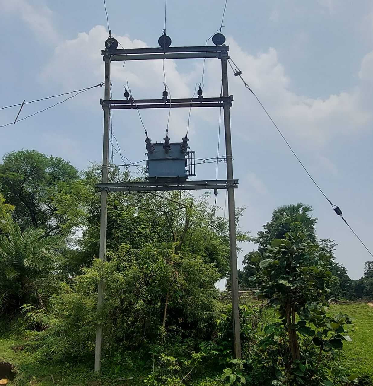 कुशबोना में ट्रांसफार्मर खराब होने से बिजली आपूर्ति बाधित, ग्रामीण परेशान