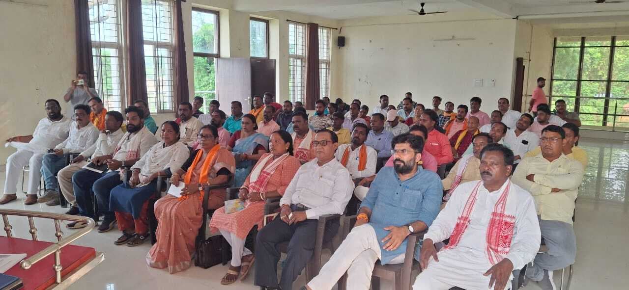 घर-घर जाकर 2014 के पहले और इसके बाद भारत में बदलाव बतायेंगे कार्यकर्ता: बिरंची नारायण