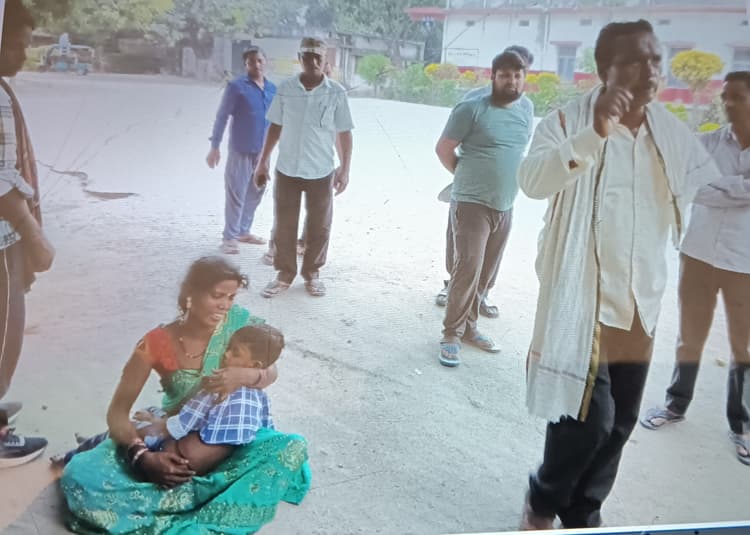 वाहन के धक्के से सात वर्षीय बच्चे की मौत