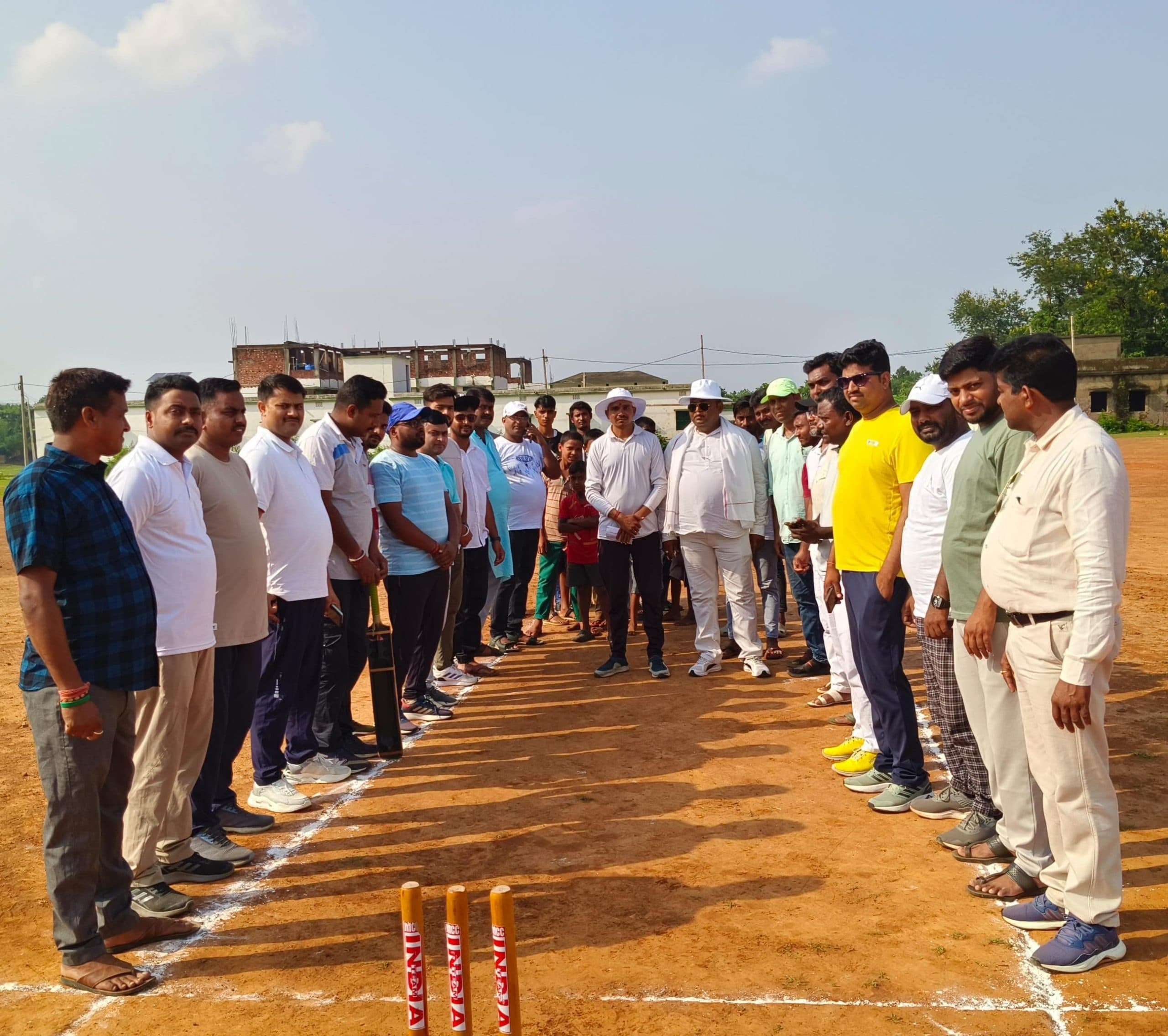 मैत्री क्रिकेट मैच में नागरिक एकादश ने प्रशासन एकादश को एक रन से हराया