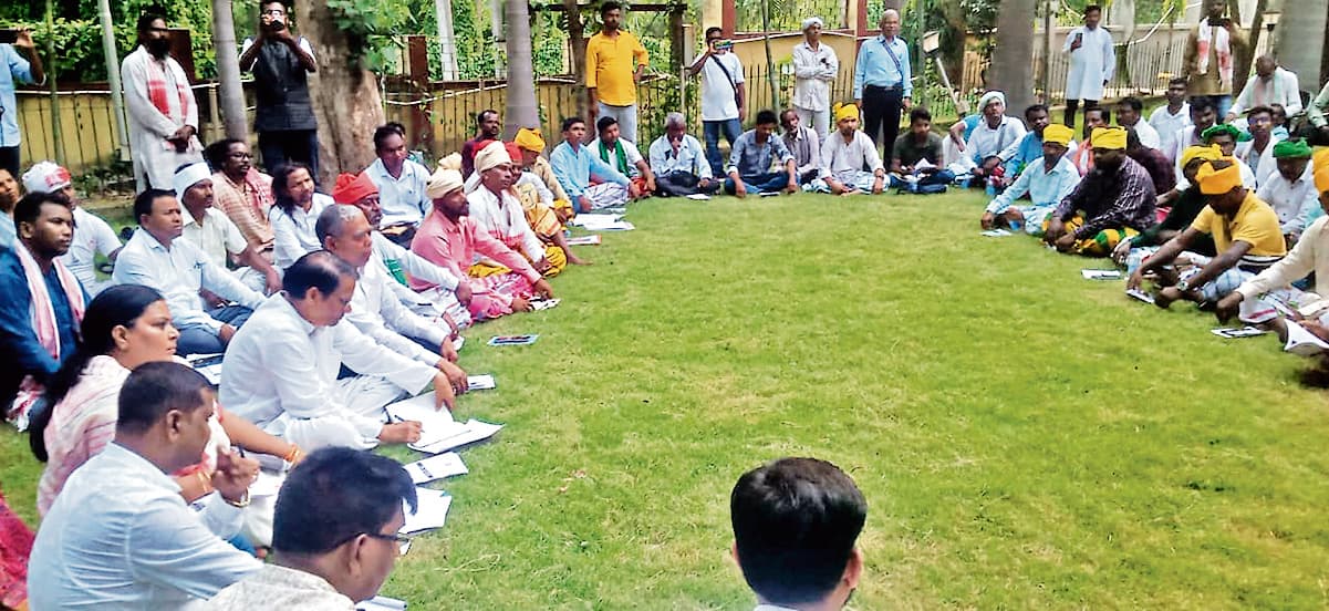 Chaibasa News : सबकी सहमति से पेसा कानून लागू करेगी सरकार : के राजू