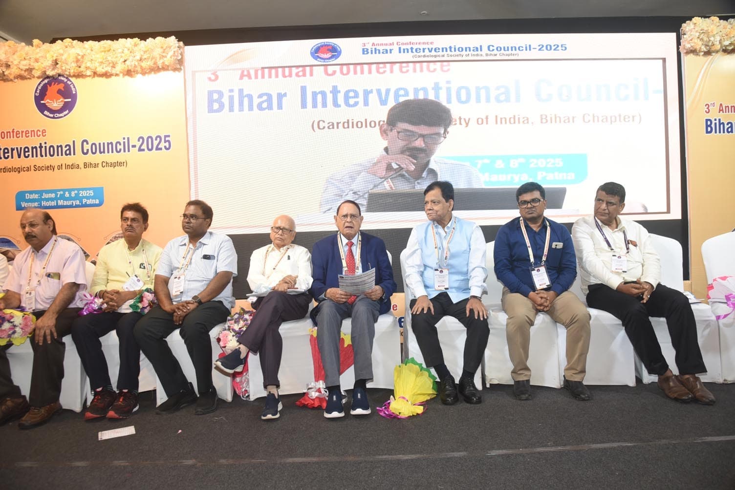 रहें सतर्क, धमनियों को कमजोर कर रहा है तनाव