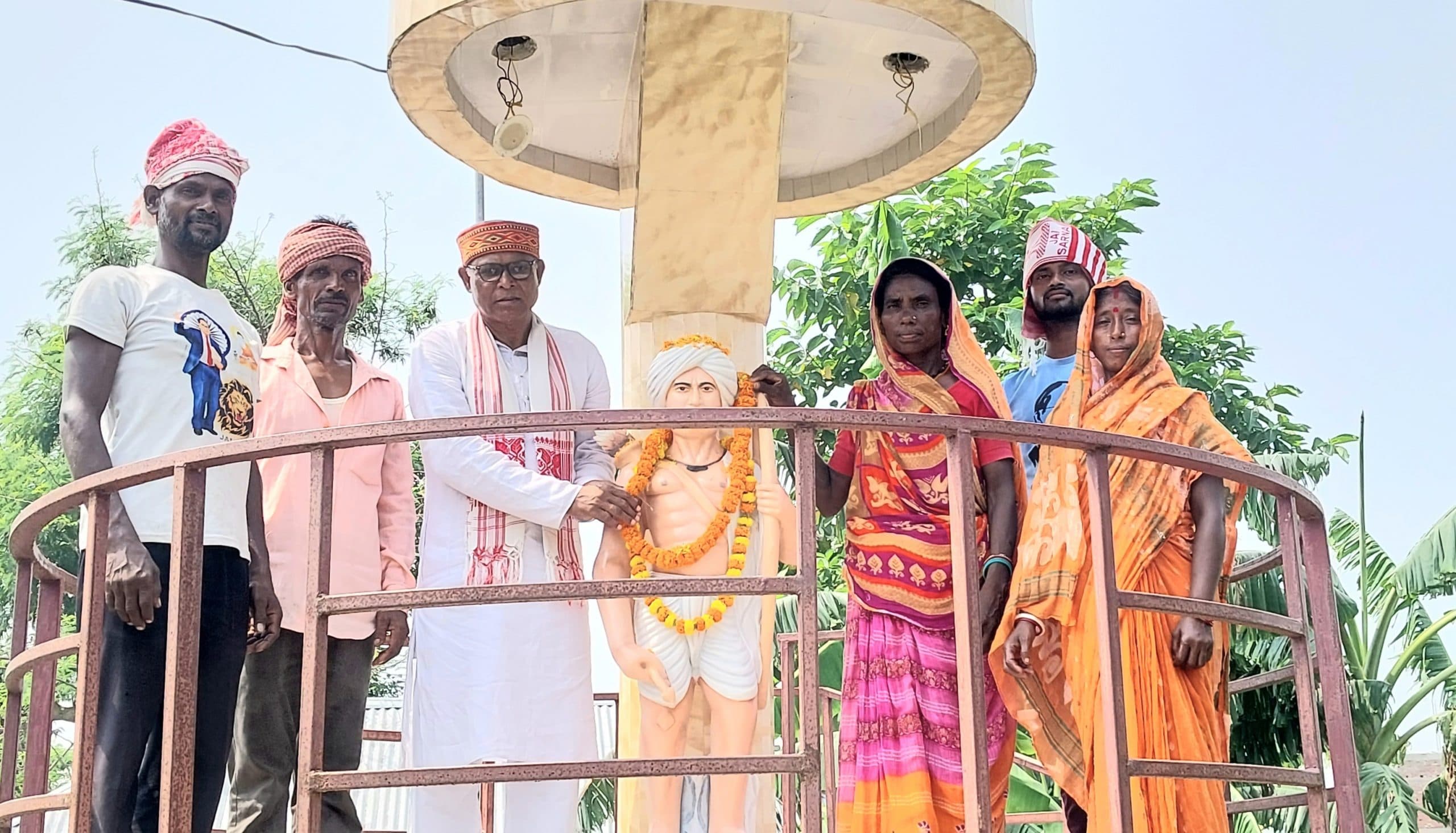 मधेपुरा मुंडा टोला में वीर बिरसा मुंडा की 125वीं पुण्यतिथि मनायी