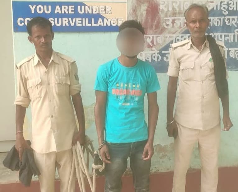 मोबाइल छिनतई में अपराधी धराया