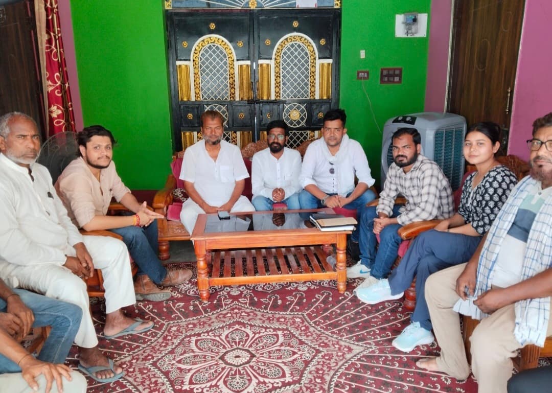 फलका में जनसुराज पार्टी के कार्यकर्ताओ का बैठक आयोजित