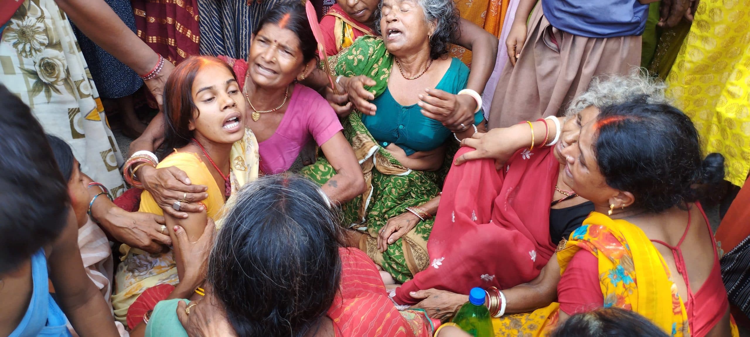 Nawada News : नौ दिनों से लापता युवक की हत्या कर पइन में फेंका शव