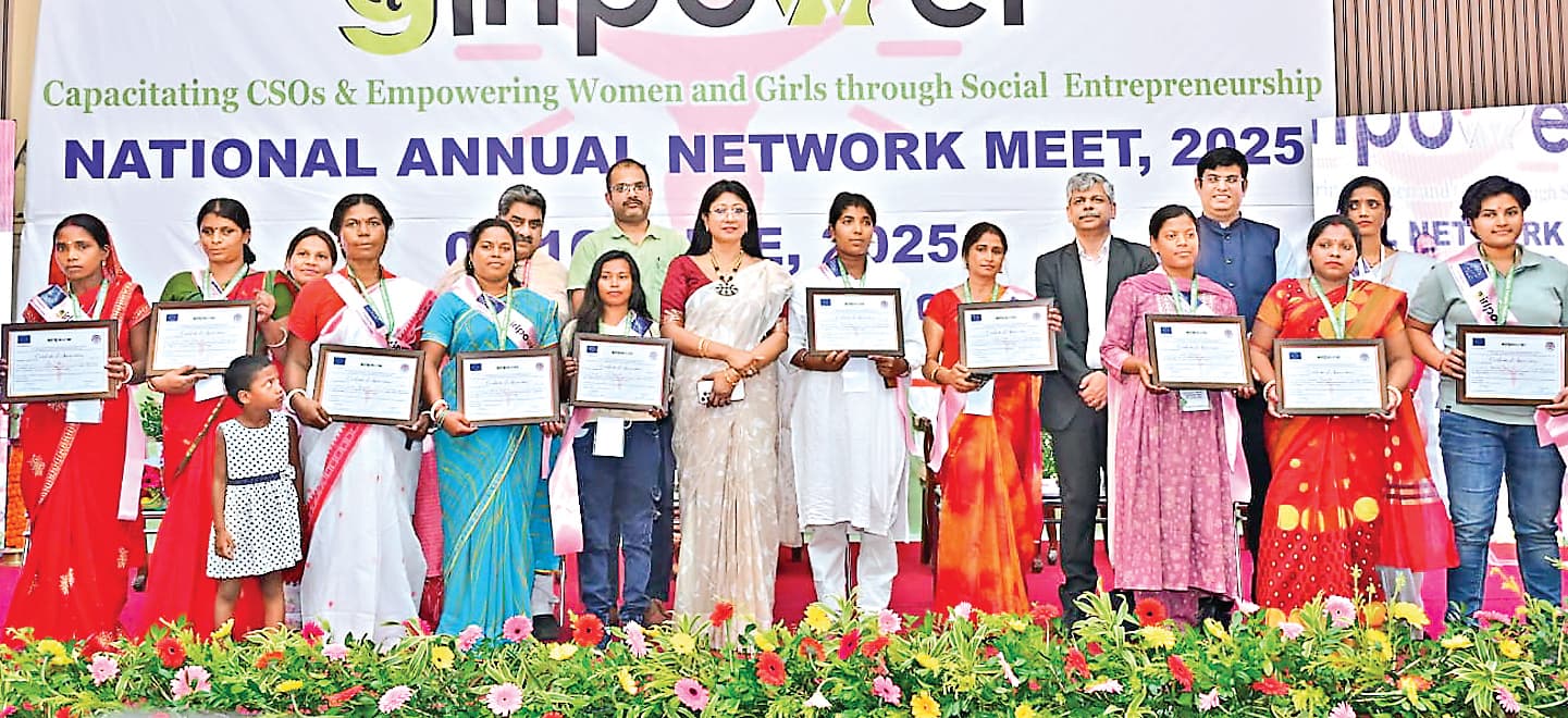 भविष्य की सशक्त महिलाएं गढ़ रहा है गर्ल पावर प्रोजेक्ट