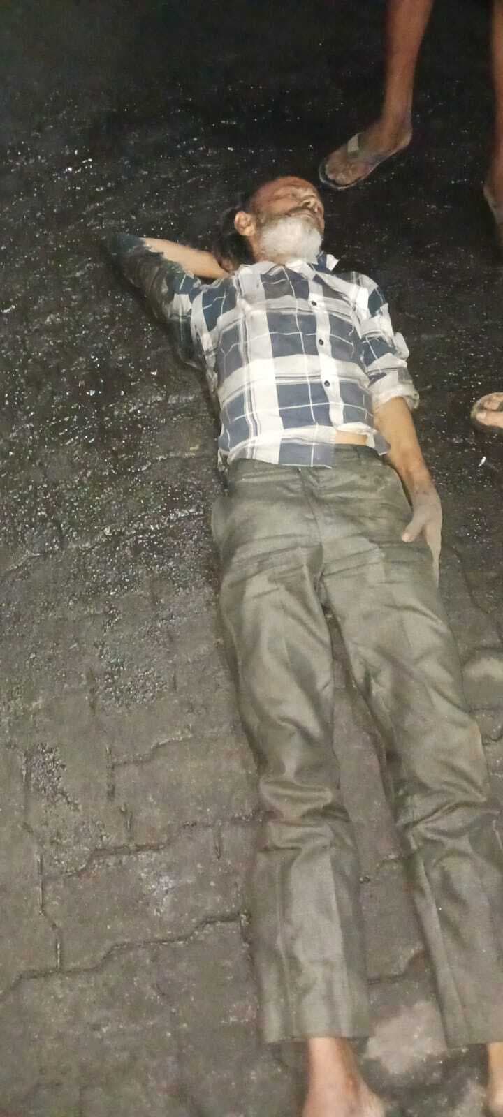 Dhanbad News : तेज रफ्तार वाहन चलाने को ले डुमरी में हंगामा, पुलिस ने बल प्रयोग कर जाम हटाया