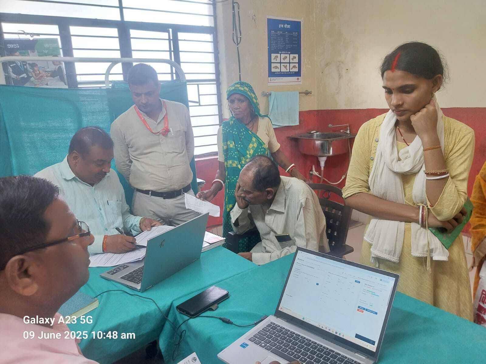 Samastipur : शिविर में गर्भवती महिलाओं की जांच