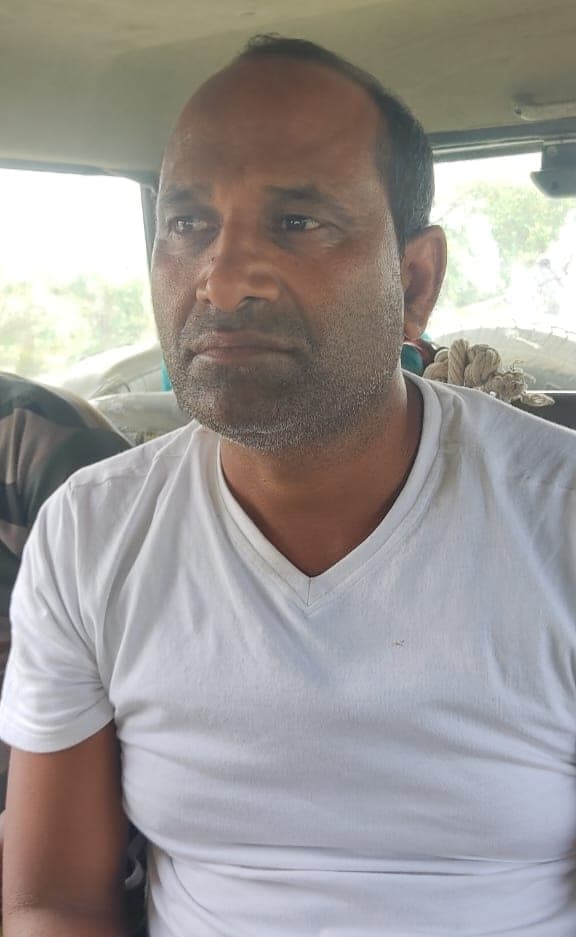 छापेमारी में 8 बोतल विदेशी शराब बरामद