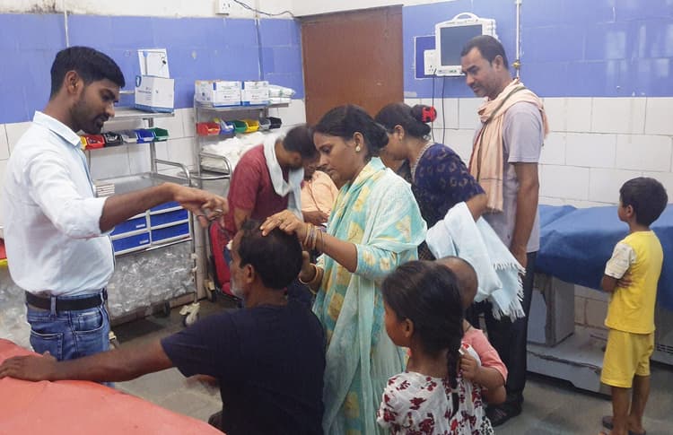 पिटाई  से ऑटो चालक जख्मी