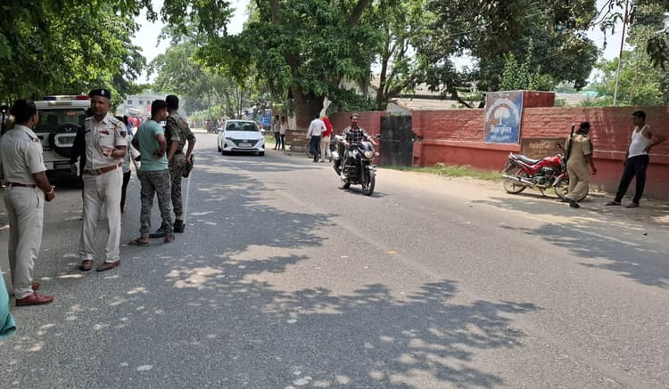 चलाया गया वाहन चेकिंग अभियान, 13 हजार रुपये वसूला जुर्माना