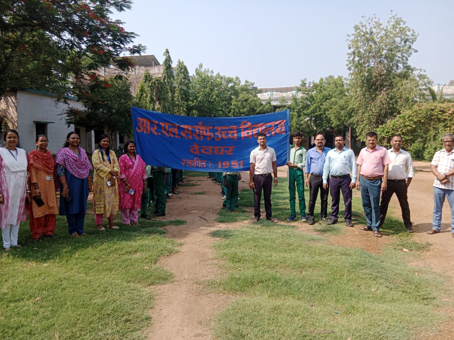 Deoghar News : नशे से रहें दूर, वर्ना जिंदगी हो जायेगी बर्बाद…