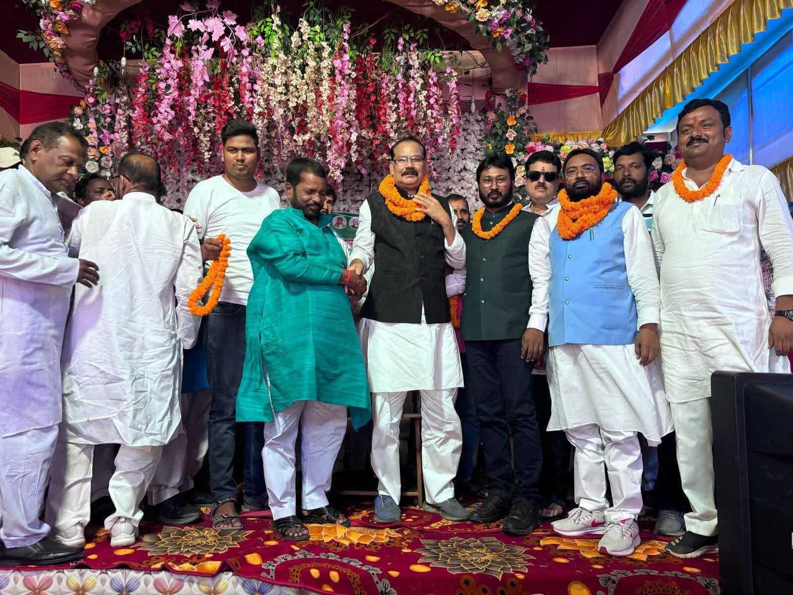 Deoghar News : डॉ फणिभूषण यादव को फिर देवघर जिला राजद की कमान