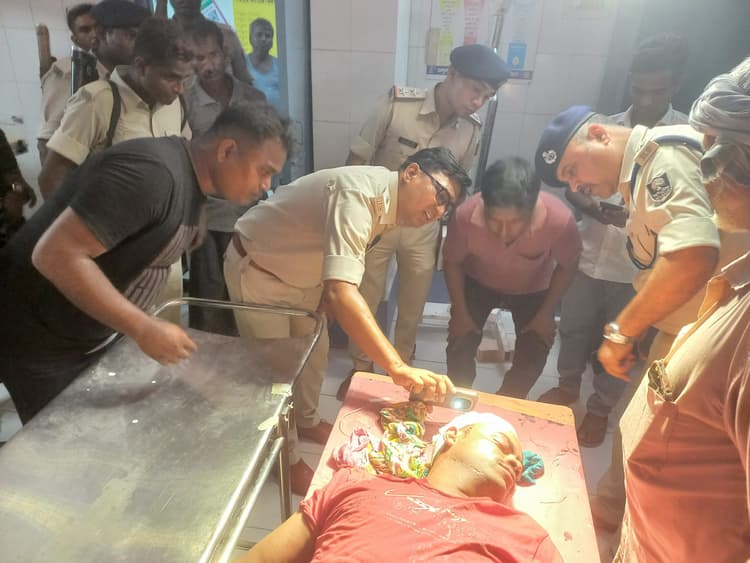 युवक को पीटा, उत्पाद टीम पर पीटने का आरोप